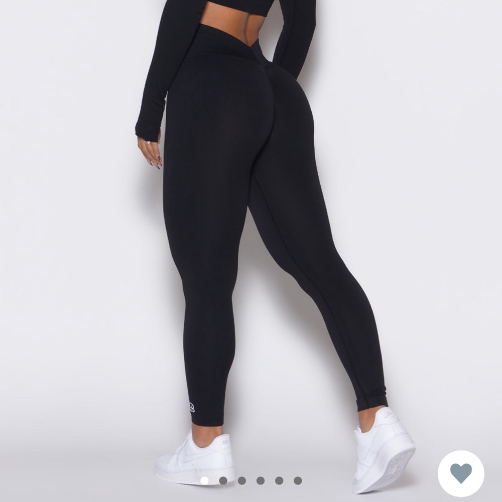 bombshell v seamless leggings NWOT
